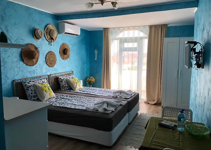 студио - морско бягство